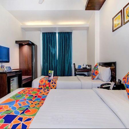 Hotel Rockland Panchsheel Enclave New Delhi Buitenkant foto