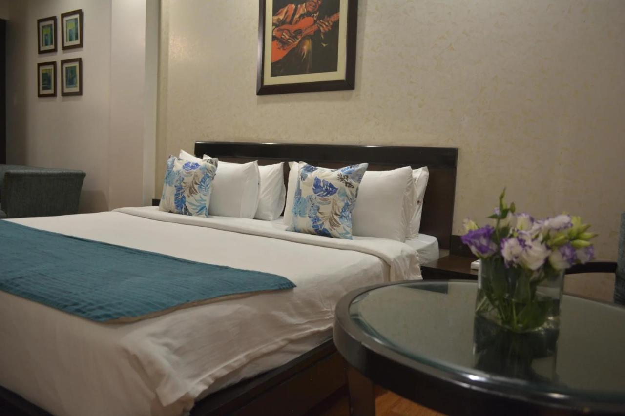 Hotel Rockland Panchsheel Enclave New Delhi Buitenkant foto